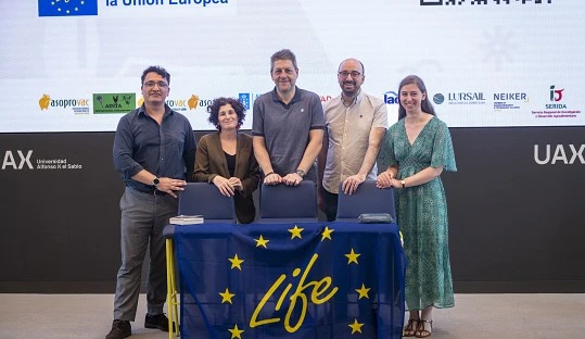 El sector del vacuno presenta sus primeros proyectos de carbono en España El sector del vacuno presenta sus primeros proyectos de carbono en España